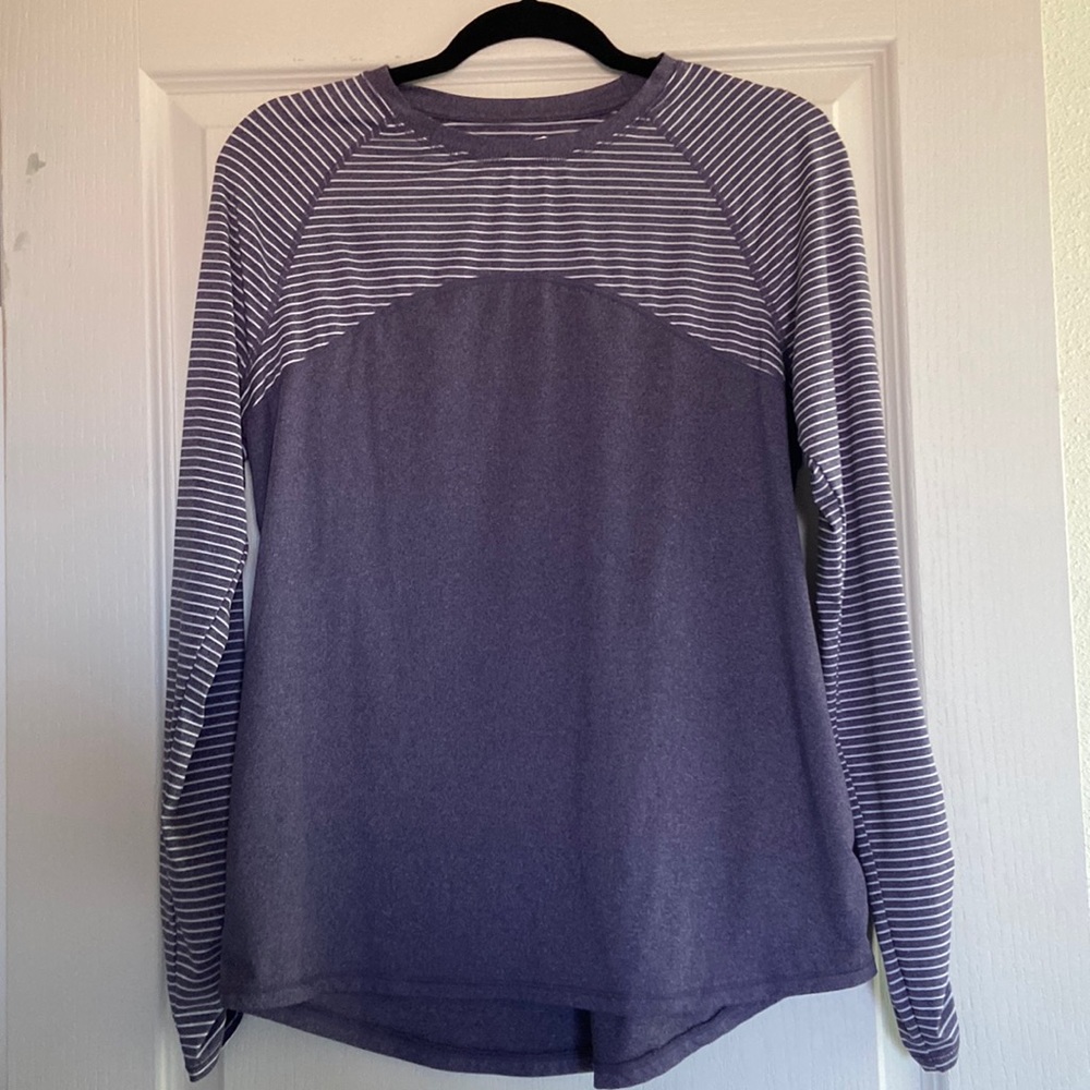 Athletic Avia long sleeve